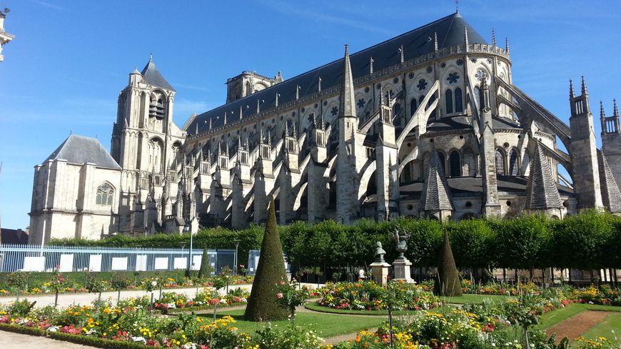 Gereja Terikonik Di Perancis